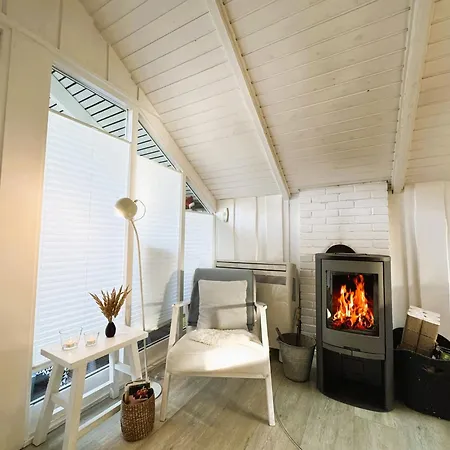 Lille Hus - Familienfreundliches Strandhaus Mit Ofen Tatil Evi Holnishof