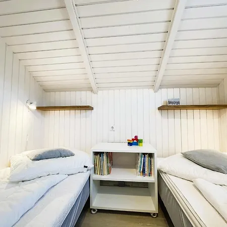 Lille Hus - Familienfreundliches Strandhaus Mit Ofen Tatil Evi Holnishof