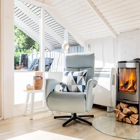 Tatil Evi Lille Hus - Familienfreundliches Strandhaus Mit Ofen Holnishof